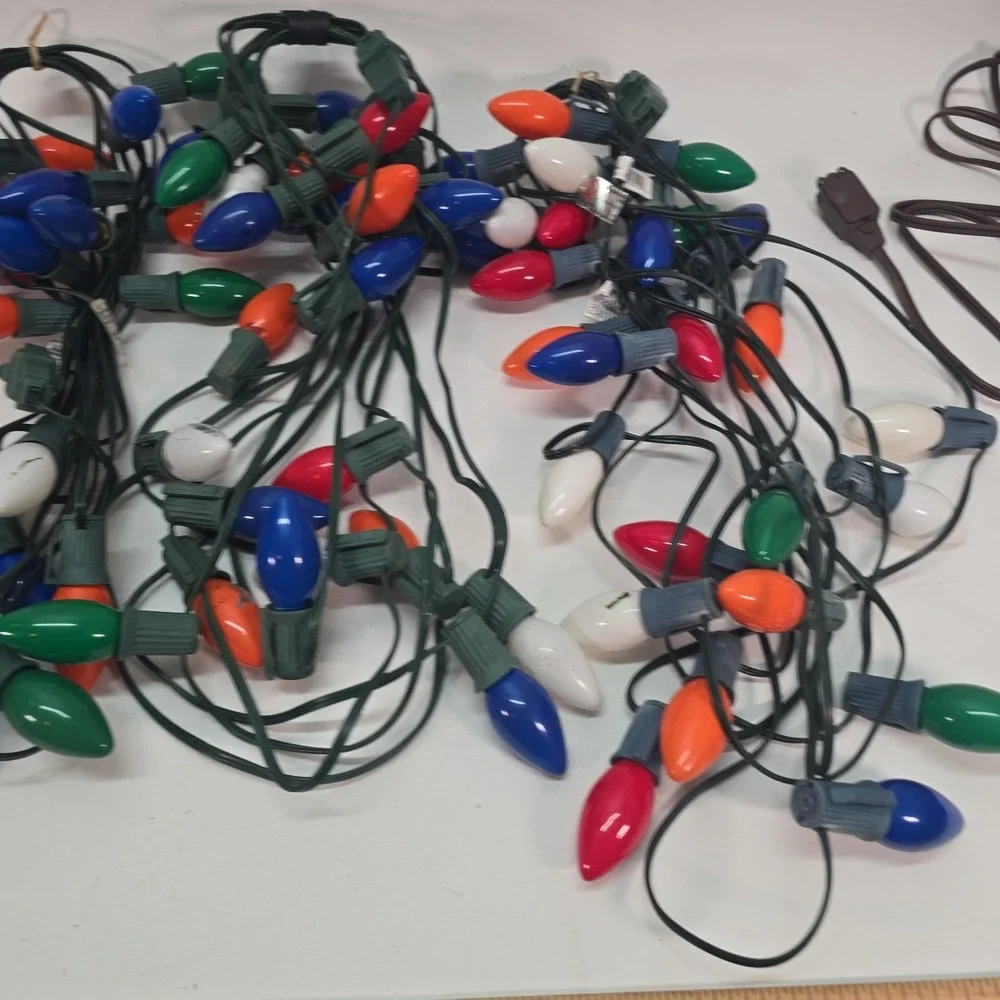 4 Sets of Sylvania Christmas Lights Vintage Indoor/Outdoor 25 C9 Bulbs/String